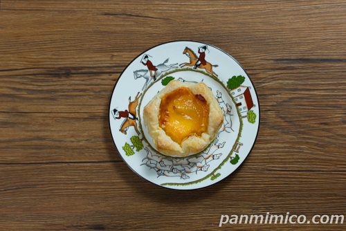 【セブンイレブン】タルト・オ・フラン上から撮った写真