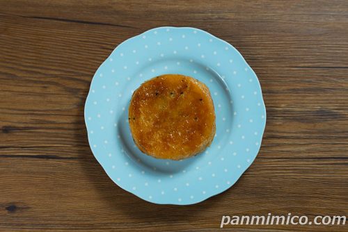 ローソン「おいものクイニーアマン 紅はるか」上から撮った写真