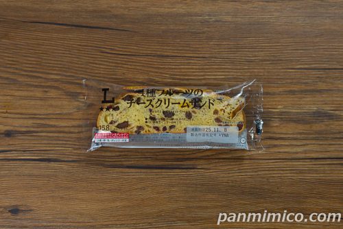4種フルーツのチーズクリームサンド【ローソン】パッケージの写真
