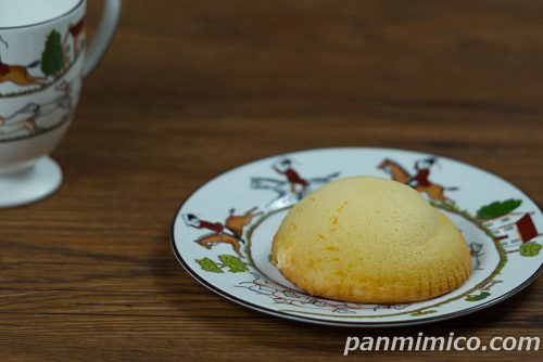 【セブン】の新作「ふわっほわっ」斜めから撮った写真