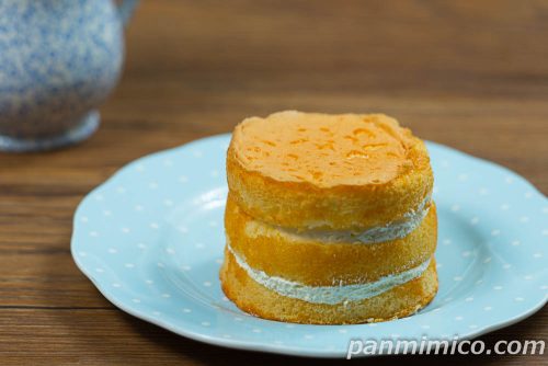 シフォンケーキサンド（ミルキー）【不二家】斜めから撮った写真