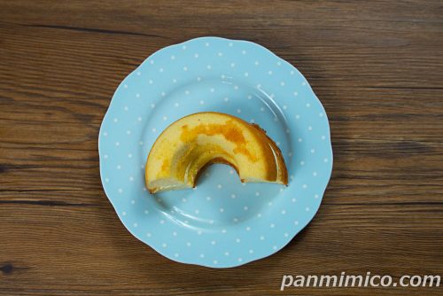 チーズシフォンサンド【ヤマザキ】上から撮った写真