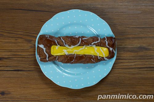 チョコローレル【YKベーキングカンパニー】上から撮った写真