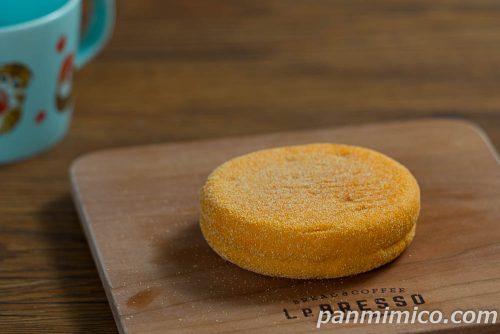 完熟トマトのイングリッシュマフィン【Pasco】斜めから撮った写真