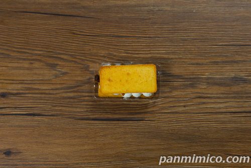 ラムレーズンバターサンド【ローソン】上から撮った写真
