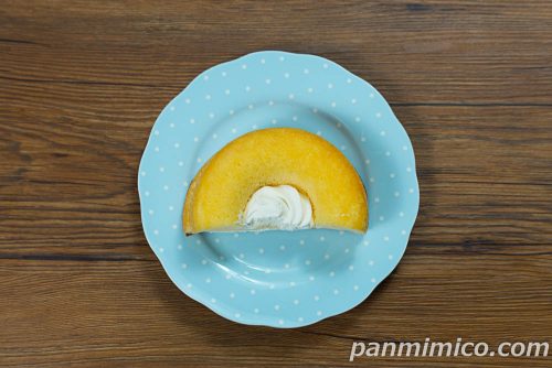 ７プレミアム　やわらかシフォンのホイップサンド【セブンイレブン】上から撮った写真