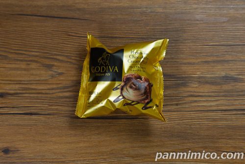 モンテールゴディバプレミアムショコラシュークリームパッケージの写真