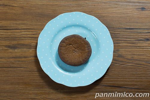 もっちりホットク　チョコレート【セブンイレブン】上から撮った写真