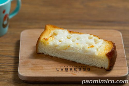 喫茶店風グラタントースト【Pasco】斜めから撮った写真