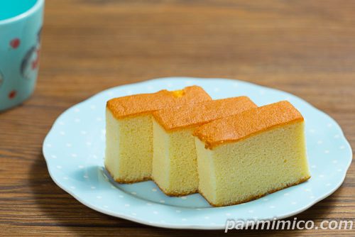 北海道産チーズのチーズカステラ（3枚入）【ヤマザキ】斜めから撮った写真