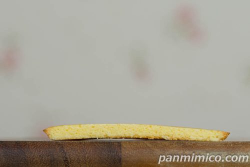 ぼうしのみみ【ヤマザキ】断面の写真