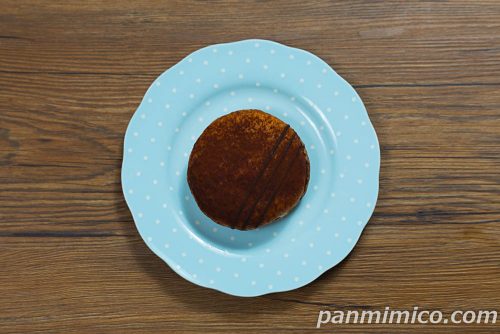 ティラミスクリームドーナツ【セブンイレブン】上から撮った写真