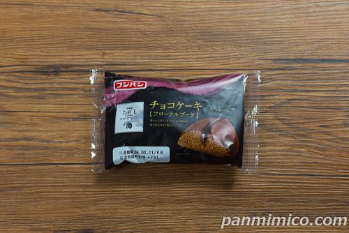 チョコケーキ（フローラルブーケ）【フジパン】パッケージの写真