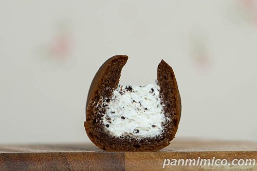 クロネコのオムレット【ファミリーマート】断面の写真