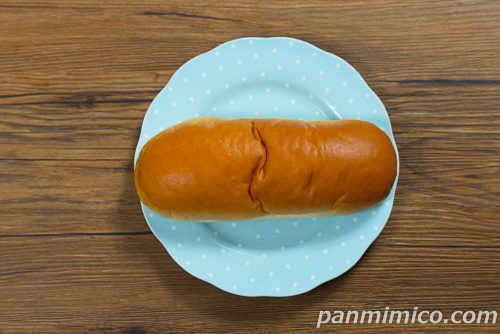 牛乳仕込みのコッペパン（ミルクホイップ）【ヤマザキ】上から撮った写真