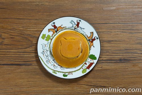 セブンイレブン「にゃまどら ミルクキャラメル」上から撮った写真