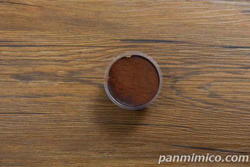 セブンの「パキっとティラミス　いちご」上から撮った写真