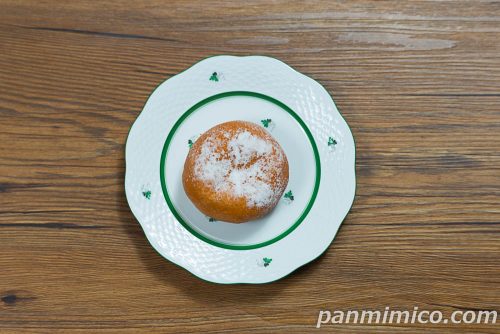 もちっと抹茶ドーナツ【Pasco】上から撮った写真