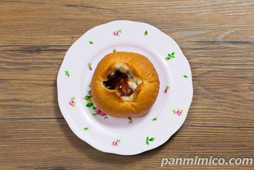 みたらし餅フランスパン（つぶあん） 湯浅醬油【ヤマザキ】上から撮った写真