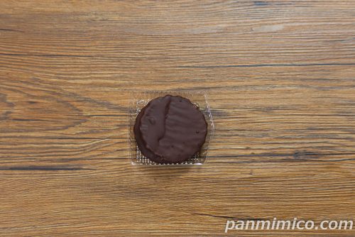 ファミマ「生エンゼルパイ」上から撮った写真