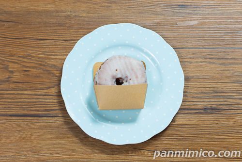 生ドーナツ　カスタードホイップ　淡路島産牛乳【ローソン】上から撮った写真