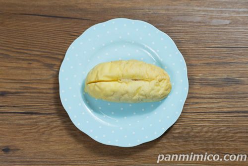 レモンフランスパン【ヤマザキ】上から撮った写真