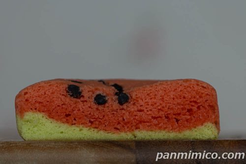 スイカバーがスフレケーキになっちゃった!?【Pasco】断面の写真