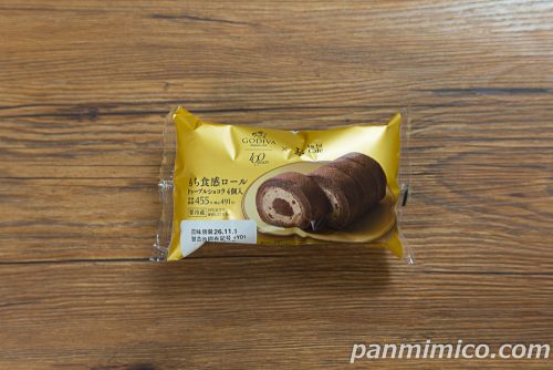 Uchi Café×ゴディバ　もち食感ロール　ドゥーブルショコラ　4個入【ローソン】パッケージの写真